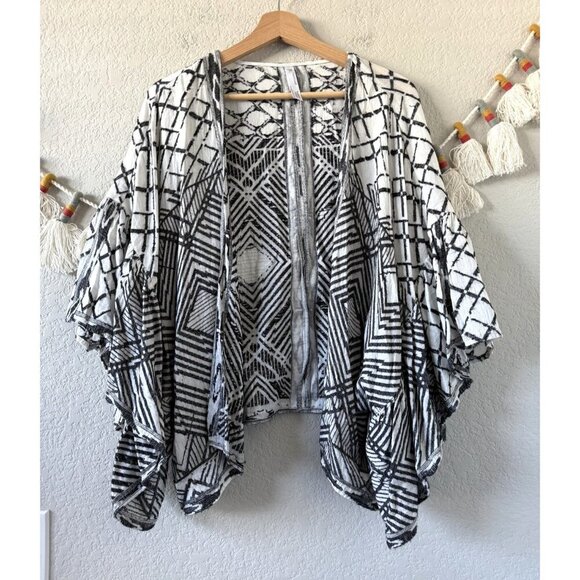 Anthropologie Maggie Geometric Flare Open Front Kimono Top Boho Coverup Artsy OS - Picture 1 of 7
